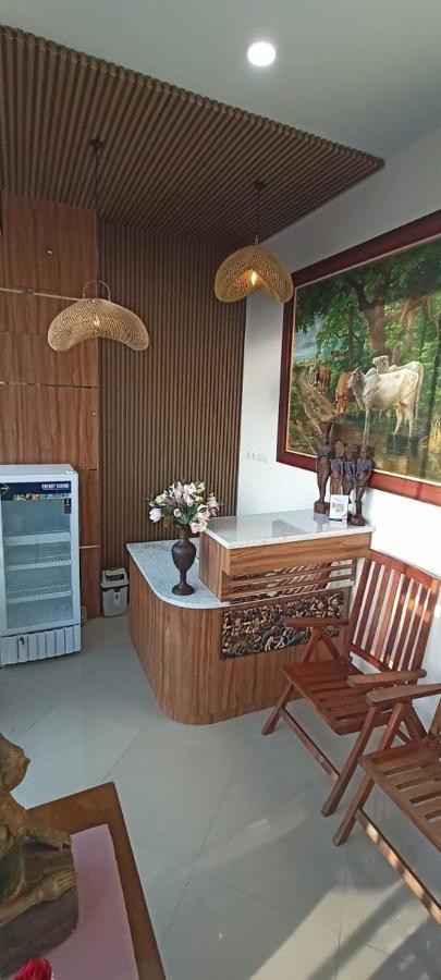 The Cabin Hotel Ambasador ยอกยาการ์ตา ภายนอก รูปภาพ